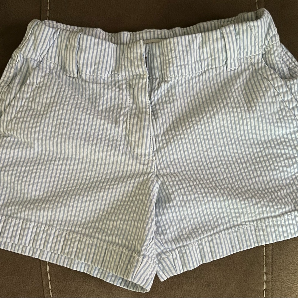 Vineyard Vines shorts
